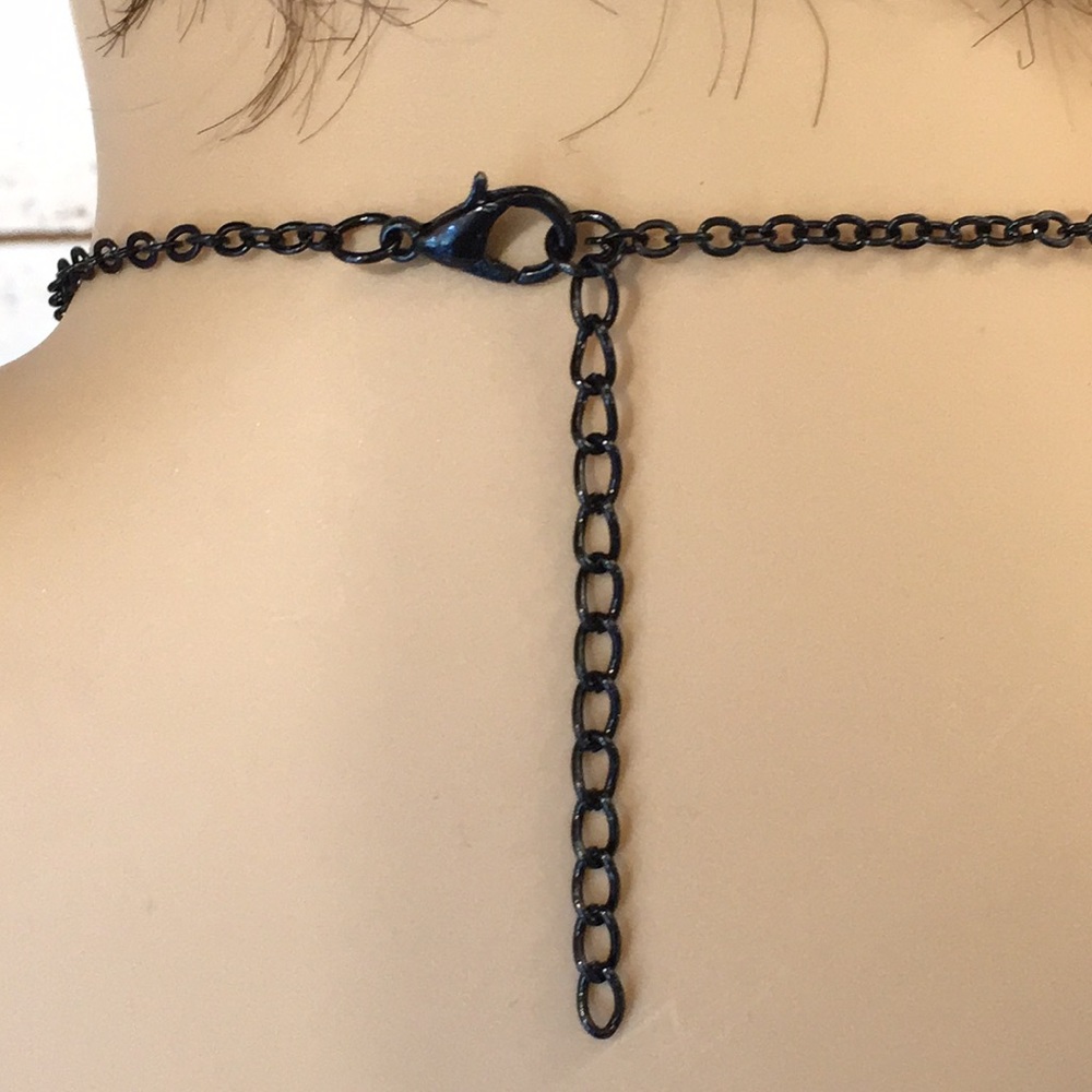Witch Necklace - Picture 5 of 8